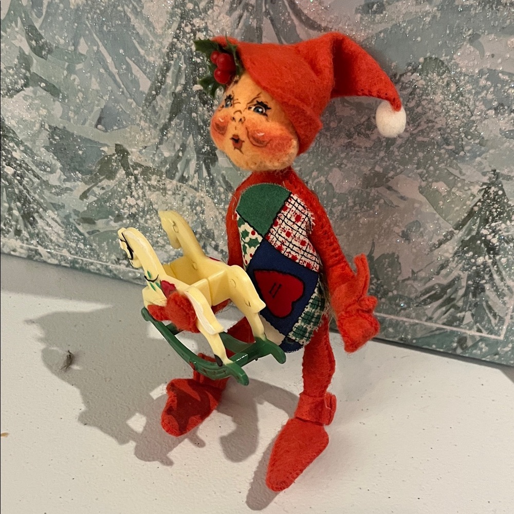 Annalee Red Elf with Green Accents